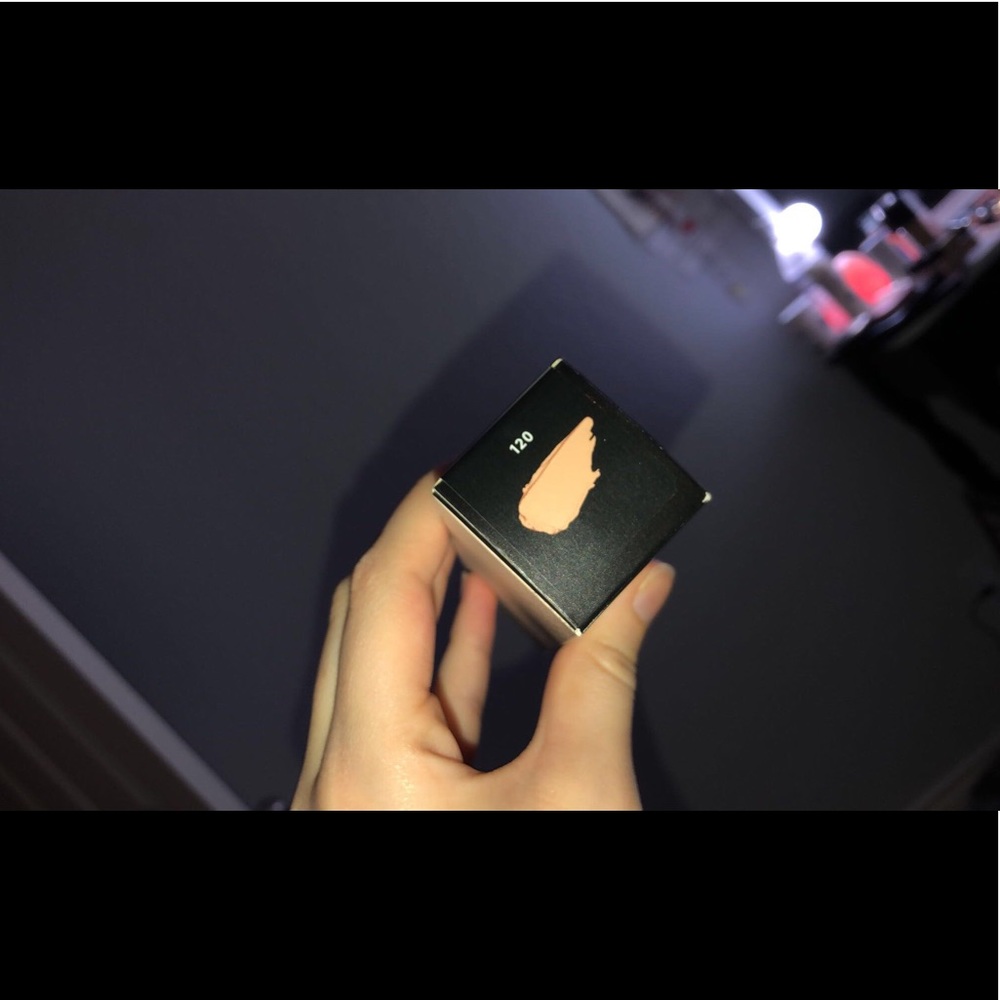 Fenty Beauty Foundation